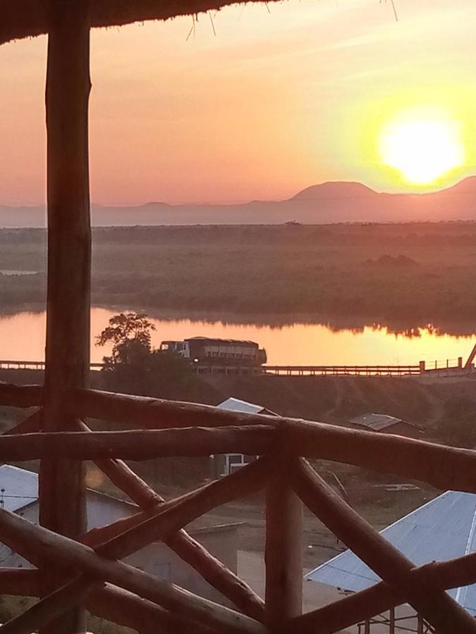 Tembo Safari Lodge Katunguru Exterior photo