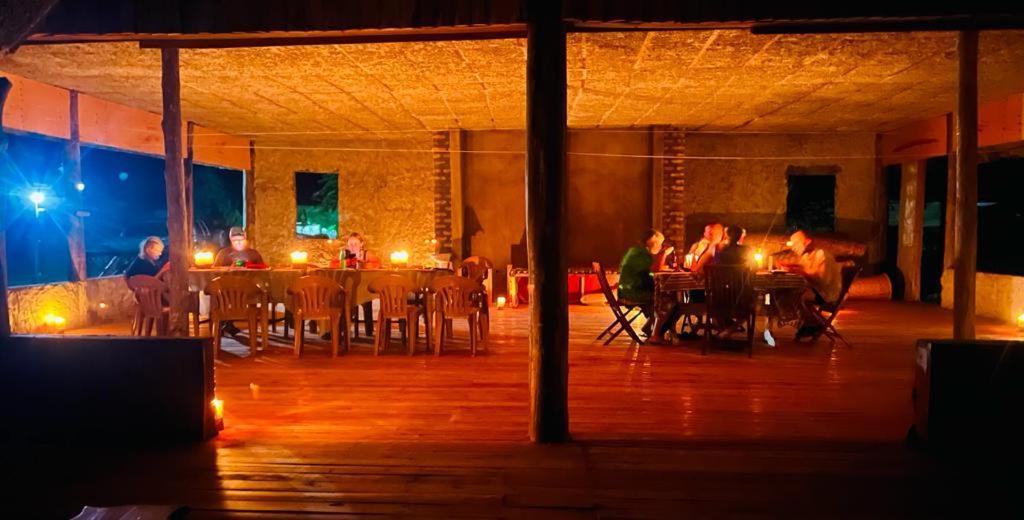 Tembo Safari Lodge Katunguru Exterior photo